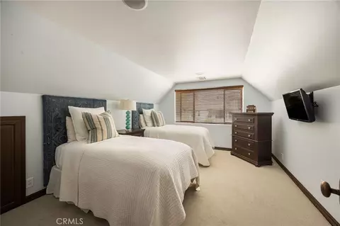 Bedroom - 28103 Point Hamiltair, Lake Arrowhead, CA 92352 photo 4 of 8