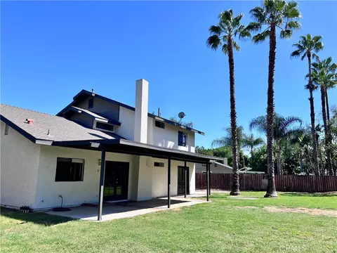 Exterior - 5941 Grinnell Dr, Riverside, CA 92509 photo 5 of 8