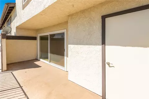 Exterior - 4679 Maxwell Ct, Riverside, CA 92501 photo 7 of 10
