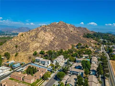 View/Area - 4679 Maxwell Ct, Riverside, CA 92501 photo 1 of 6