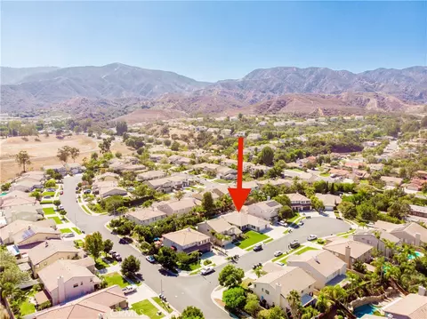 View/Area - 1330 Stuart Cir, Corona, CA 92882 photo 3 of 4