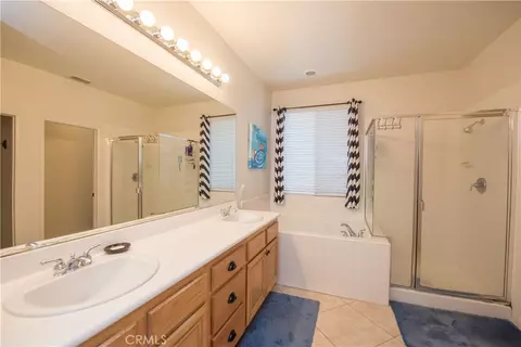 Bath - 1330 Stuart Cir, Corona, CA 92882 photo 1 of 3