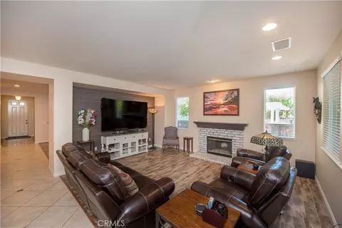 Living - 1330 Stuart Cir, Corona, CA 92882 photo 2 of 5