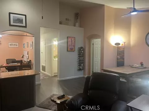 Entry Way - 5983 Eagle Trce, Banning, CA 92220 photo 2 of 3