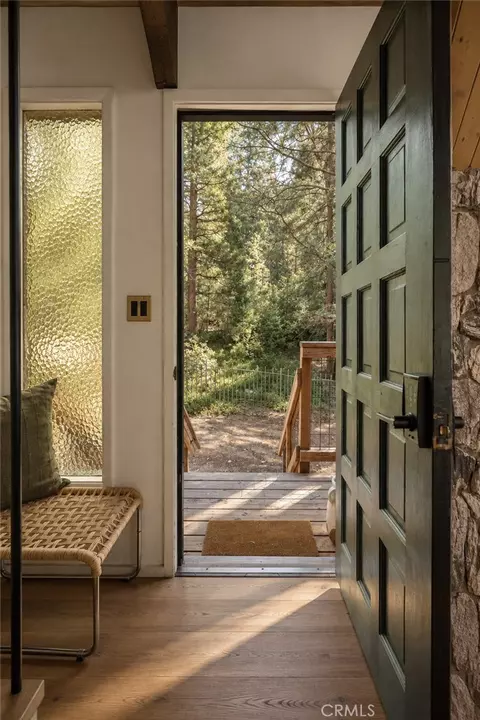 Entry Way - 385 Birchwood, Lake Arrowhead, CA 92352 photo 1 of 1