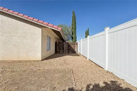 Exterior - 10323 Shahaptain, Hesperia, CA 92345 photo 5 of 7