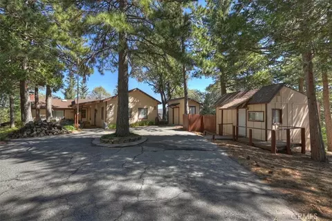 Exterior - 171 Bambi Trl, Crestline, CA 92325 photo 13 of 15