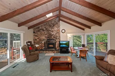 Living - 171 Bambi Trl, Crestline, CA 92325 photo 4 of 6