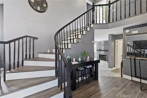 Entry Way - 5703 Evergem Ave, Palmdale, CA 93552 photo 1 of 3