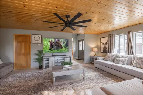 Living - 1310 Malabar Way, Big Bear City, CA 92314 photo 4 of 6