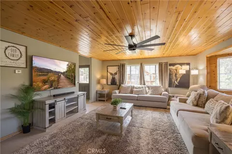 Living - 1310 Malabar Way, Big Bear City, CA 92314 photo 2 of 6