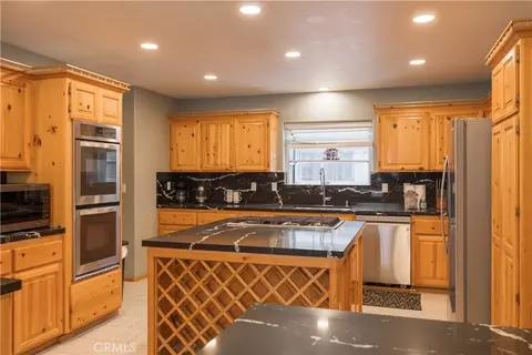 Kitchen - 1310 Malabar Way, Big Bear City, CA 92314 photo 2 of 3