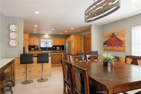 Dining - 1310 Malabar Way, Big Bear City, CA 92314 photo 2 of 2