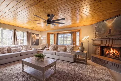 Living - 1310 Malabar Way, Big Bear City, CA 92314 photo 3 of 6