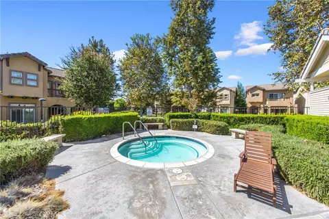 Exterior - 4953 Cedarbrook Ln, Riverside, CA 92504 photo 7 of 8