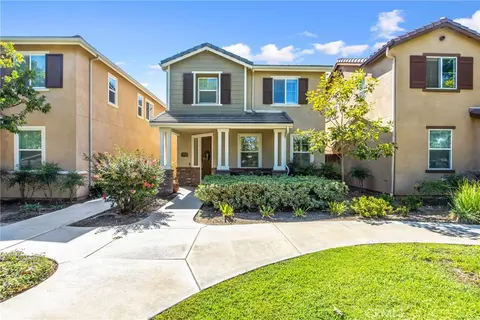 Exterior - 4953 Cedarbrook Ln, Riverside, CA 92504 photo 2 of 8