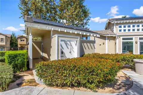 Exterior - 4953 Cedarbrook Ln, Riverside, CA 92504 photo 8 of 8
