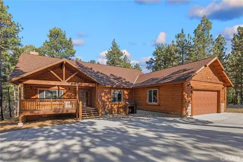 Exterior - 1520 Fallbrook Ct, Big Bear City, CA 92314 photo 2 of 17