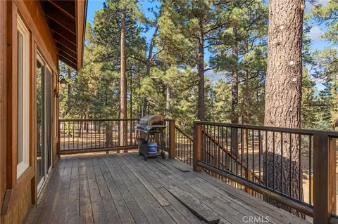 Exterior - 1520 Fallbrook Ct, Big Bear City, CA 92314 photo 5 of 17