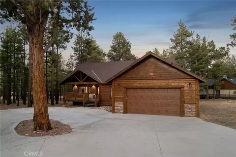 Exterior - 1520 Fallbrook Ct, Big Bear City, CA 92314 photo 11 of 17