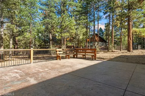 Exterior - 1520 Fallbrook Ct, Big Bear City, CA 92314 photo 7 of 17