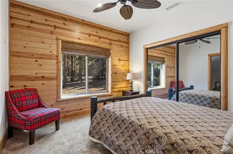 Bedroom - 1520 Fallbrook Ct, Big Bear City, CA 92314 photo 2 of 3