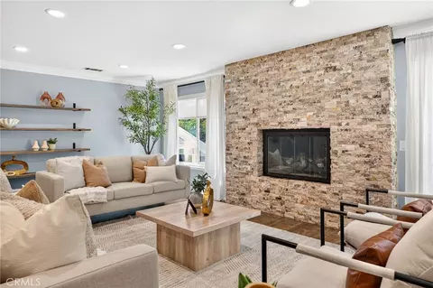 Living - 1016 La Feliz, Redlands, CA 92373 photo 4 of 7