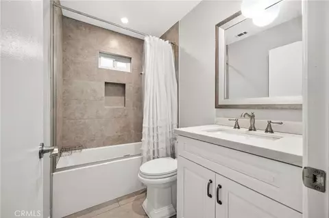 Bath - 1016 La Feliz, Redlands, CA 92373 photo 3 of 5