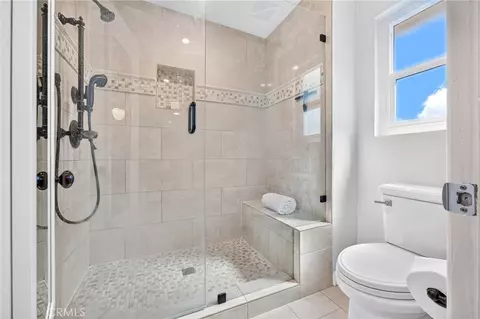 Bath - 1016 La Feliz, Redlands, CA 92373 photo 2 of 5