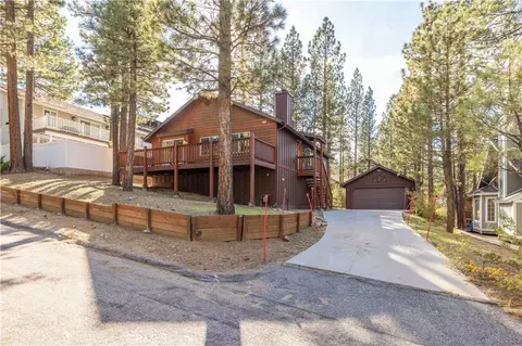 447 Salem Dr, Big Bear City, CA 92314