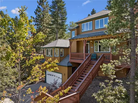 Exterior - 266 El Dorado Dr, Lake Arrowhead, CA 92352 photo 2 of 9