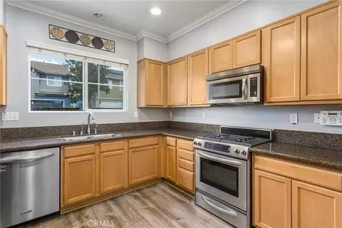 Kitchen - 34055 Lily Rd, Yucaipa, CA 92399 photo 1 of 3