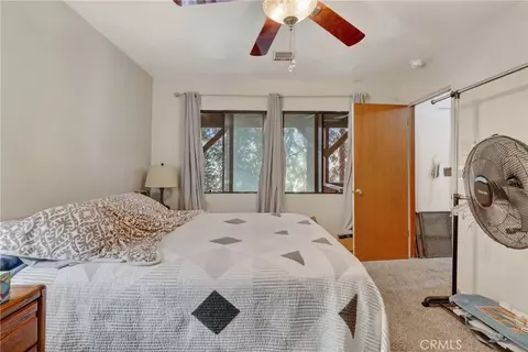 Bedroom - 232 Sunset, Lake Arrowhead, CA 92352 photo 8 of 9