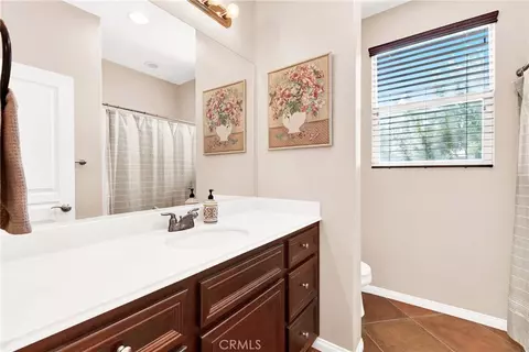 Bath - 368 Shining Rock, Beaumont, CA 92223 photo 4 of 5