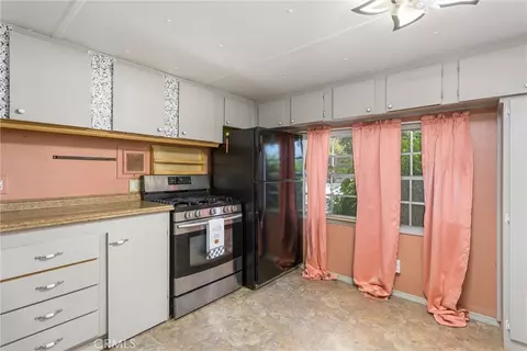 34480 County Line Rd #31, Yucaipa, CA 92399 photo 7