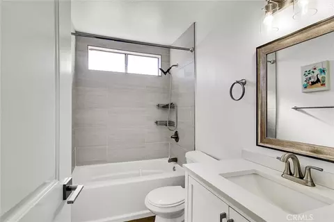 Bath - 1318 Stillman, Redlands, CA 92374 photo 5 of 6
