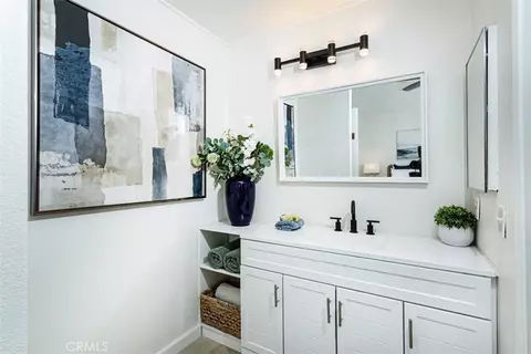 Bath - 24 Riverstone, Irvine, CA 92606 photo 5 of 5