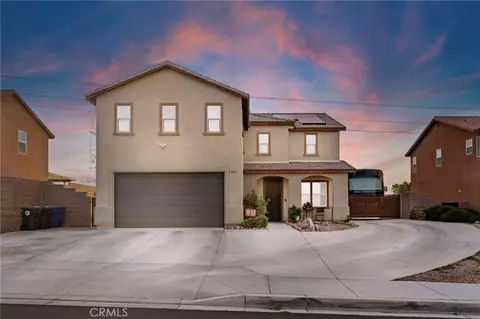16022 Shawnee Ln, Victorville, CA 92394