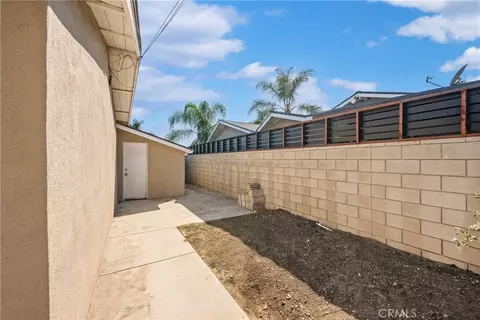 Exterior - 5616 Deodar St, Montclair, CA 91763 photo 7 of 15