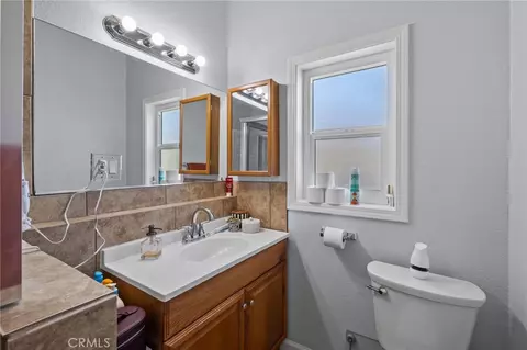 Bath - 629 Egan, Beaumont, CA 92223 photo 2 of 2