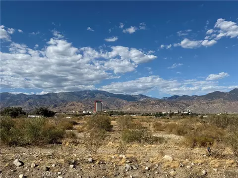 49461 Dolores, Cabazon, CA 92230 photo 2