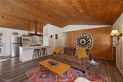 Living - 448 Quail, Big Bear Lake, CA 92315 photo 2 of 4