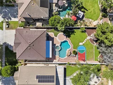 View/Area - 976 Hemingway, Corona, CA 92878 photo 1 of 2