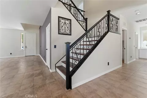 Entry Way - 976 Hemingway, Corona, CA 92878 photo 1 of 5