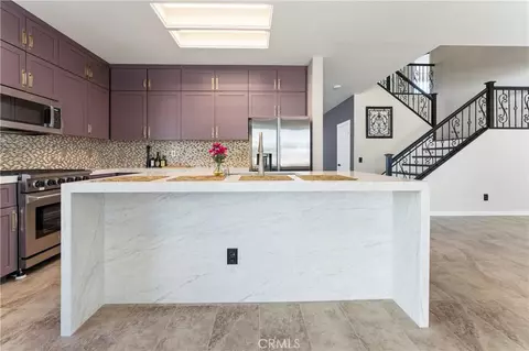 Kitchen - 976 Hemingway, Corona, CA 92878 photo 2 of 3