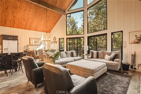 Living - 27332 Pinewood, Lake Arrowhead, CA 92352 photo 2 of 5