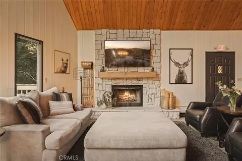 Living - 27332 Pinewood, Lake Arrowhead, CA 92352 photo 3 of 5