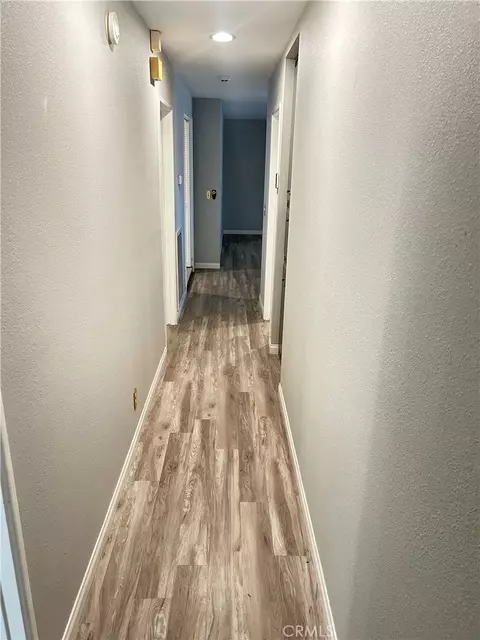 Entry Way - 19430 Tomahawk Rd, Apple Valley, CA 92307 photo 1 of 2