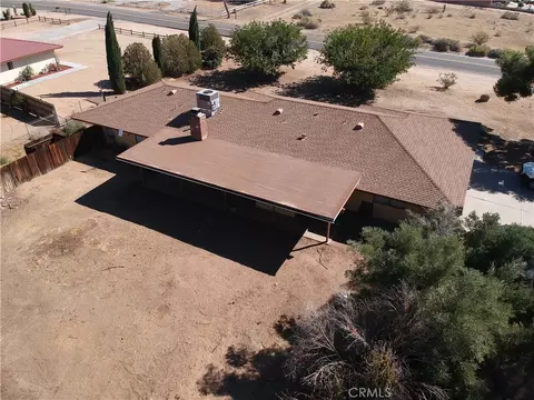 View/Area - 19430 Tomahawk Rd, Apple Valley, CA 92307 photo 9 of 9