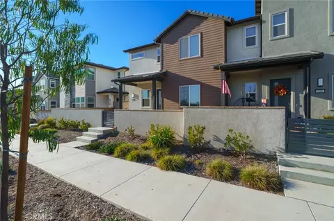 Exterior - 663 Gadwall, Irvine, CA 92618 photo 4 of 12